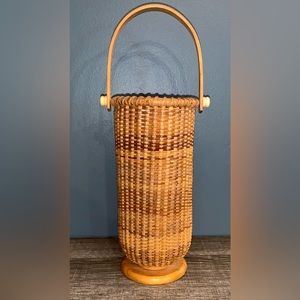 Woven Wicker Wine Basket Wood Base & Handle Bottle Caddy MCM Nantucket Style